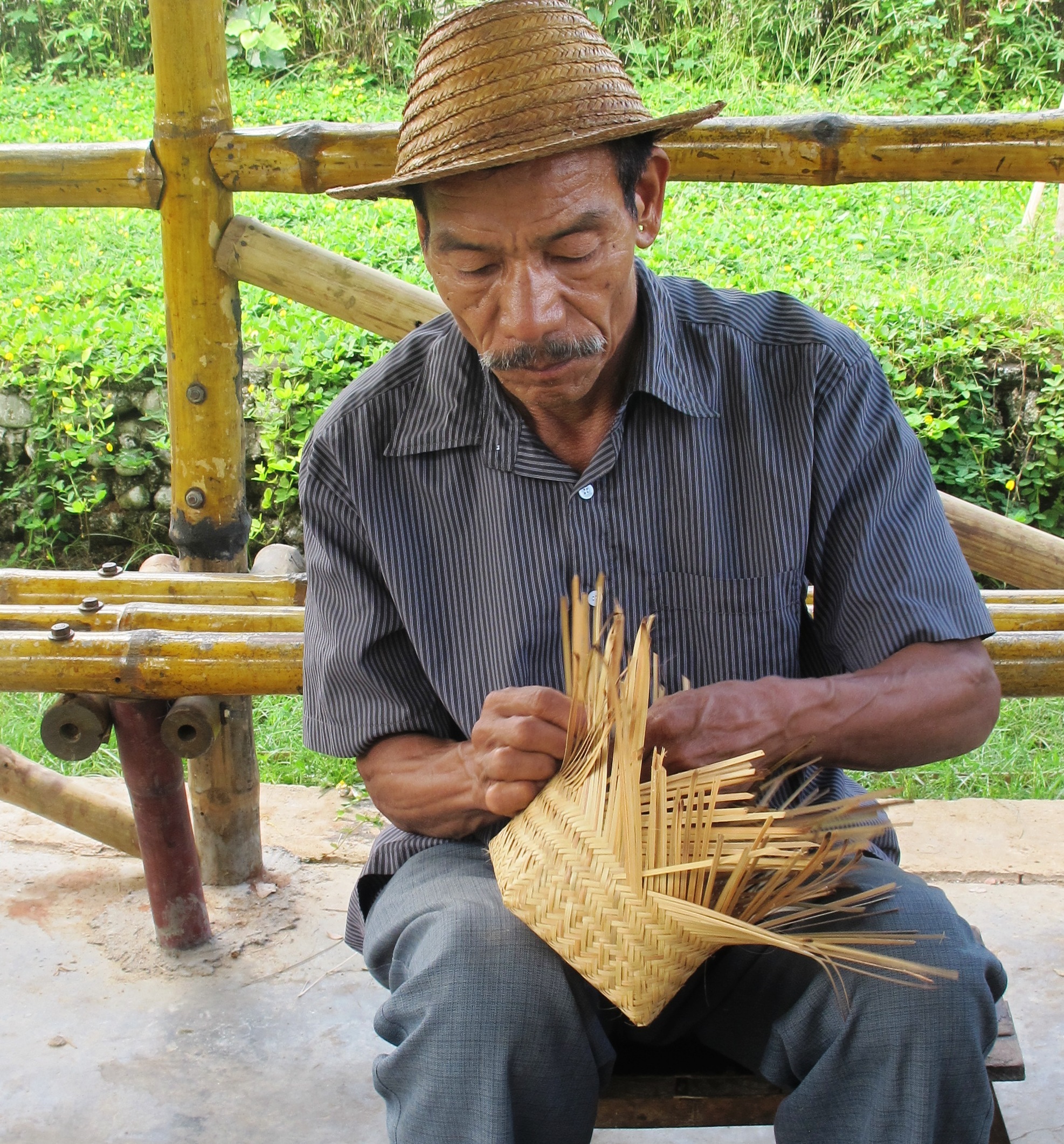 basket-weaving-of-nagaland-sahapedia